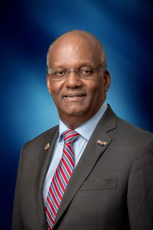 St. Maarten wants to buy UTS Eastern Caribbean
