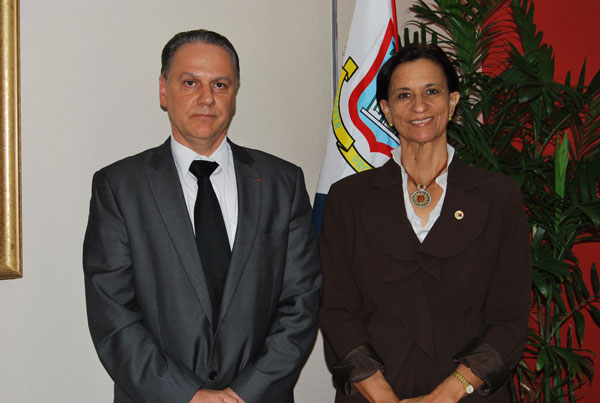 Left to right, Prefet Philippe Chopin and Prime Minister Hon. Sarah Wescot-Williams. (DCOMM Photo) pchopinandswescotwilliams13012012