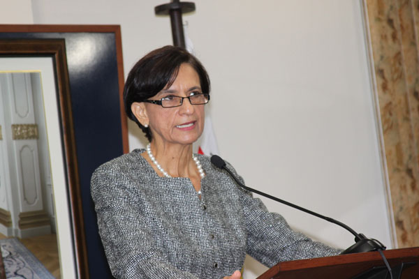 Prime Minister Sarah Wescot Williams at Wednesday’s press briefing responding to questions about the meeting with PJIAE Managing Director Regina Labega. swescotwilliams04072012
