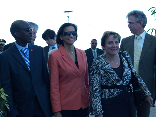 State Secretary Bijleveld-Schouten along with Lt. Governor Franklyn Richards and leader of government Sarah Wescot Williams at the PJIAE yesterday. p2230152