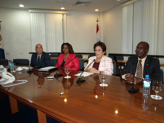 PM escorted to Government Building yesterday to meet the press. pm2