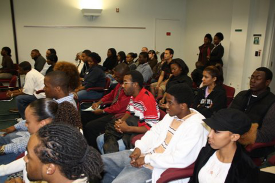 St. Maarten students who attended an information session organized by the St. Maarten Tallahassee Student Association where Commissioner Sarah Wescot-Williams briefed them on developments at home. sxmstudentsinssee