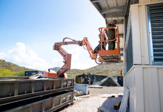 Combat engineers hands on in Curaçao and Aruba during 'Caribbean Engineer.