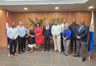 Prime Minister Chairs Follow-Up Meeting on Proposed Surinam Airways Route to St Maarten.