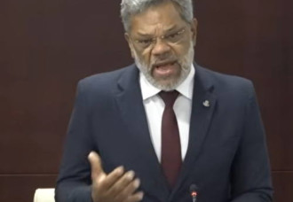Prime Minister Requests VSA Assessment Following Claims of Pressure on Civil Servants.