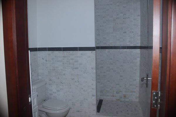 bathroom150052011