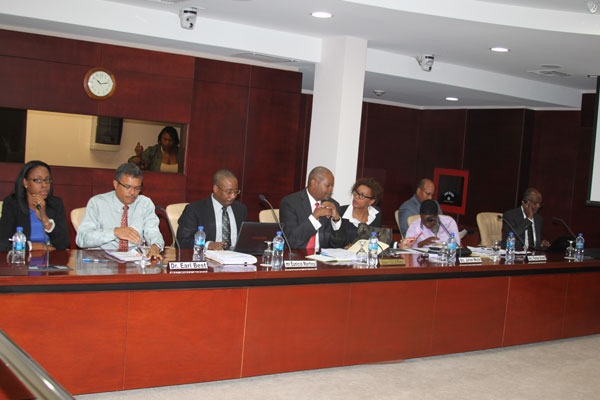 cdeweeverandszvrepsatparliament24082012