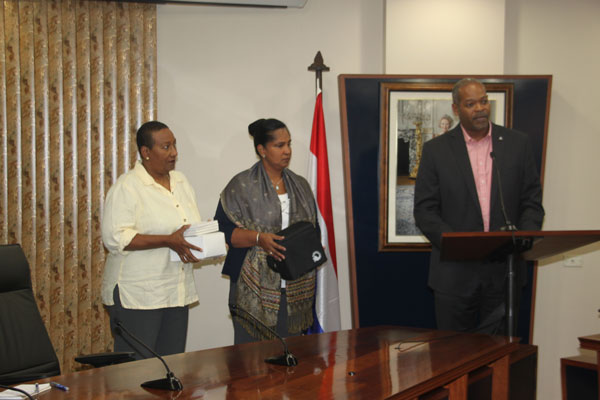 cdeweeverpresentinghearingtestertocpsnurses07032012