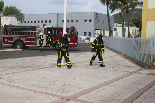 firemenatgovernmentbuilding08082012