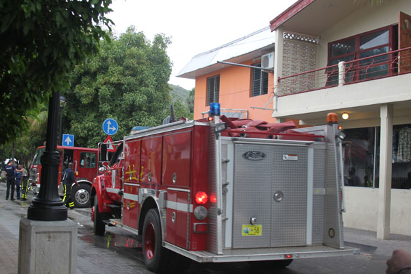 firetrucksatkarysguesthouse22082012
