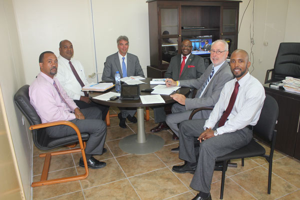romeopantophletmeetswithdutchaviationofficials10092012