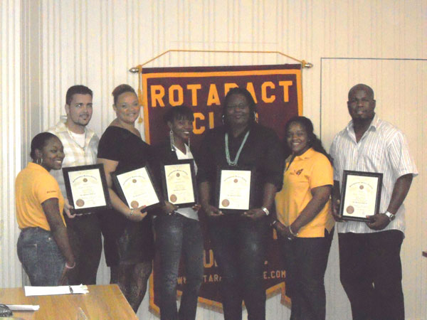 rotaractsunriserecognizes5youngprofessionals14102012