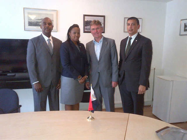 sjacobswithleodeurloo02082012