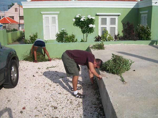 usfolcleansgroundsatfelisfoundation09082012