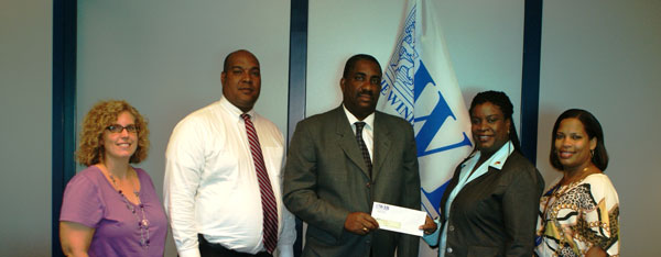 wibdonatestomgdwprimaryschool16082012