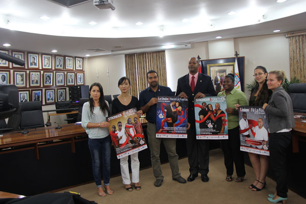 cdeweeverwithaidsfoundationrepsandhivaidsprogrammemanagementteam04122013