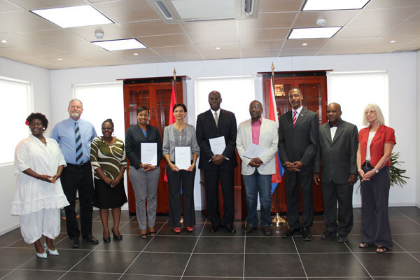 committeegovernorssymposiumpresentsrecommendationsreportonnationalheritage08032013