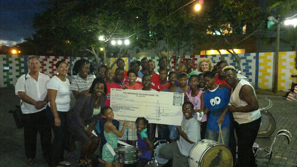 cooperatingfoundationspresentchequetococaae07072013