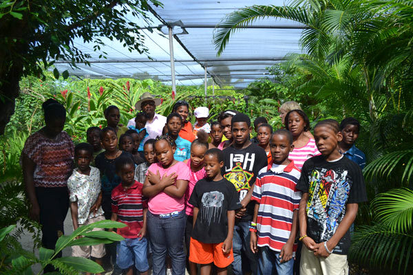 gracitaarrindellholidayseasonoutingwithicanfoundation24122013
