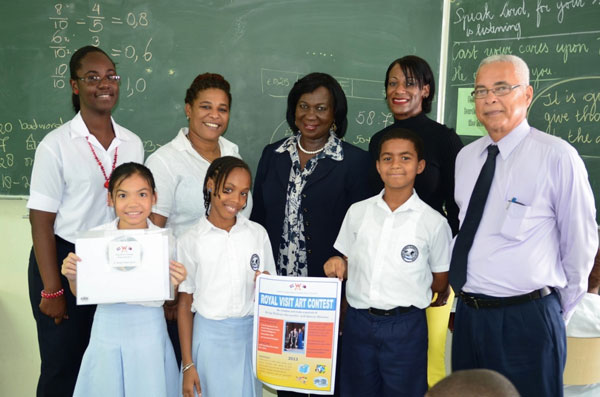 patricialourenslaunchesroyalvisitartcontest01112013