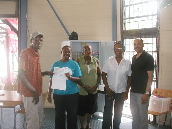 reachoutandtouchfoundationdonatestopjl03102013