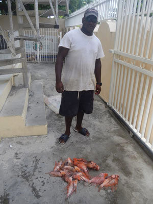 rogerhosfordwithlionfishcatch01112013
