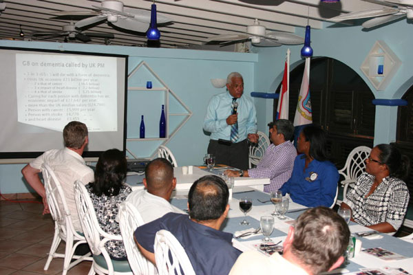 rotarymidislereceivespresentationfromalzheimersfoundation18102013