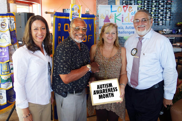 rotaryrecognizesimportanceofautismawareness11042013