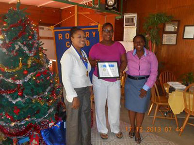 rotarysxmsunrisereceivesvisitfromsabrinacharles25122013