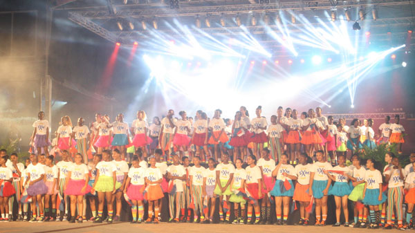 royalvisitculturalyouthshowcaseparticipants15112013