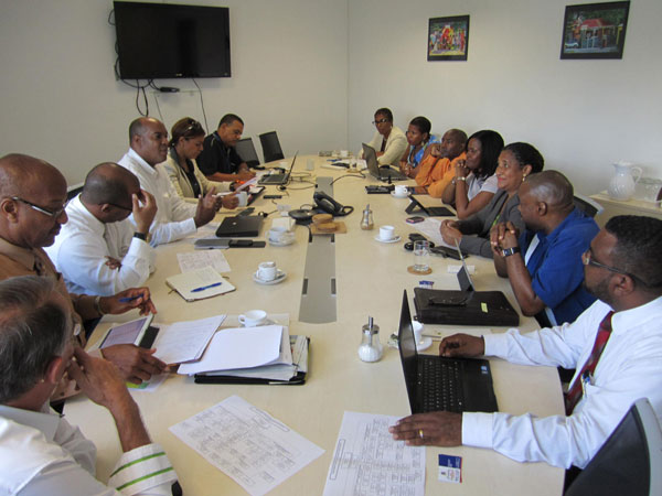 secretarygeneralsmeetwithanguillancounterparts29082013