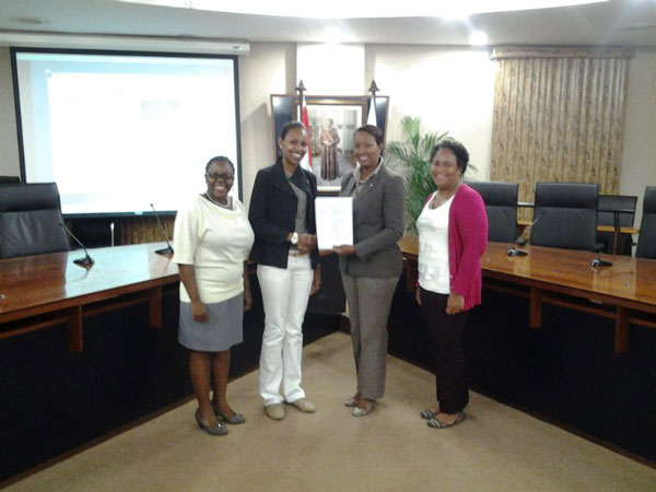 sjacobswithunescocaribyouthforumrep08022013