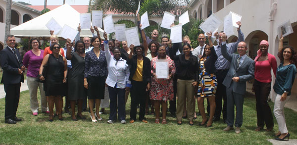 swescotwilliamswithgovernmentlawscoursegraduates21062013