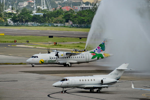 winairinauguralflightfromsantodomingo17122013
