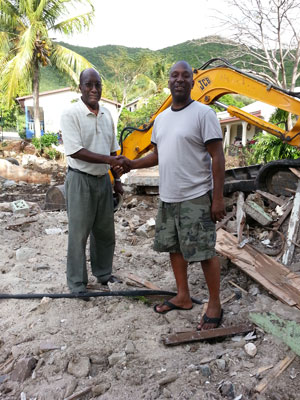 mauricelakeobservesdemolishingofoldcolebaypolicepost12012014