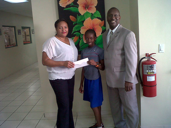 mauricelakesupportingyoungpotentialathletes17042014