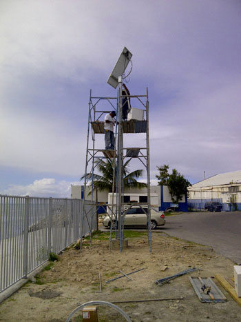 solarpoweredlightsatpolicedockinsimpsonbay20012014