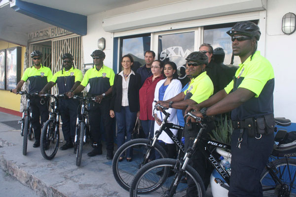 swescotwilliamsandsxmopticaldonateeyeweartobikepatrolofficers17012014