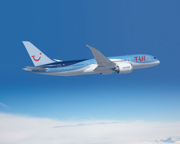 tuidreamliner29102015