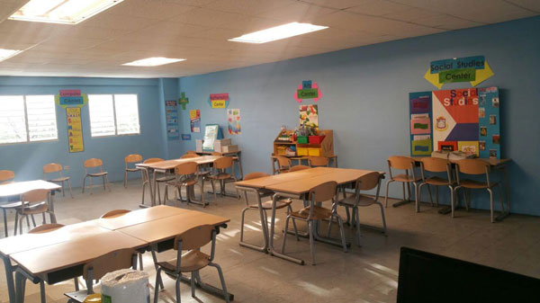 lionelconnorschoolclassroom