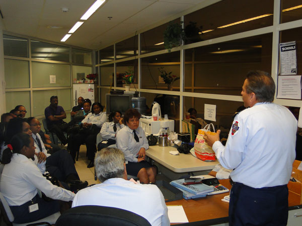 immigrationofficerslistening12012011