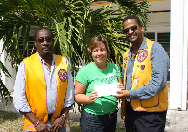 lionsclubdonation16022010