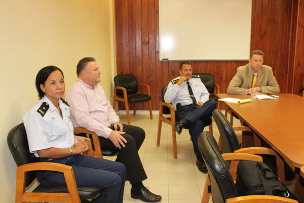 policemeeting17112010