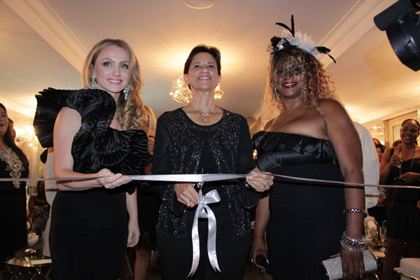 ribboncutting24102010