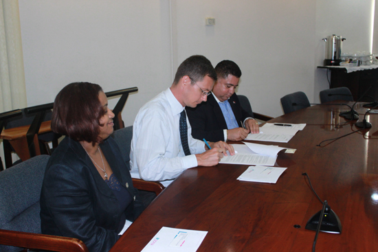 signing01092009