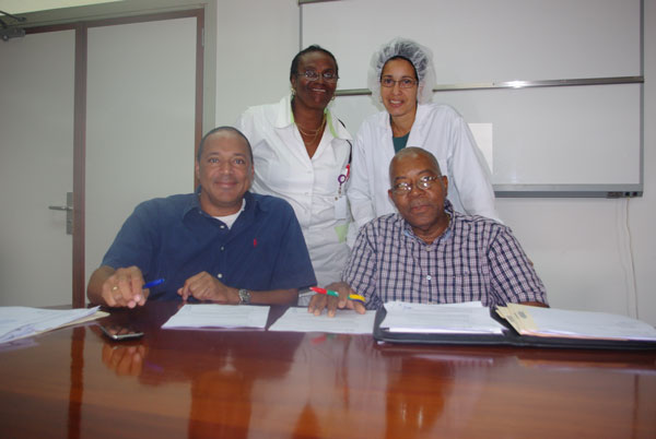 smmcandwichuacsignscla16052011
