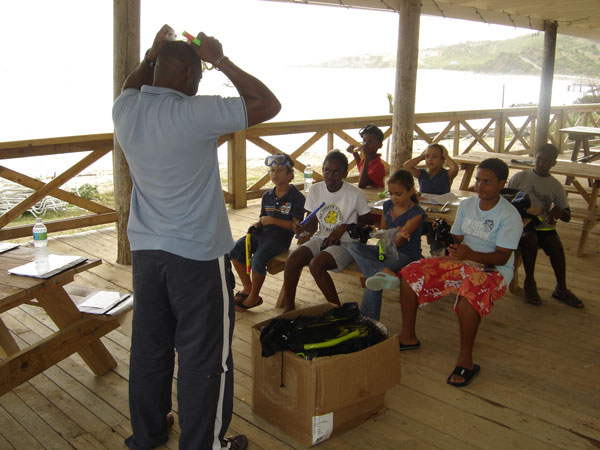 snorkelclub06042011