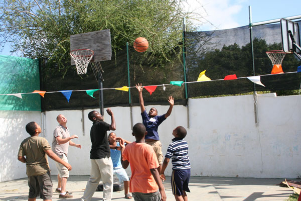 usfolhelpsfuikcommunitycenter18082011