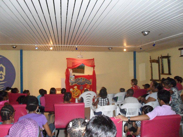 usmpuppetshow23052011
