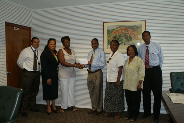 wibdonatestohelpinghandsfoundation12092011